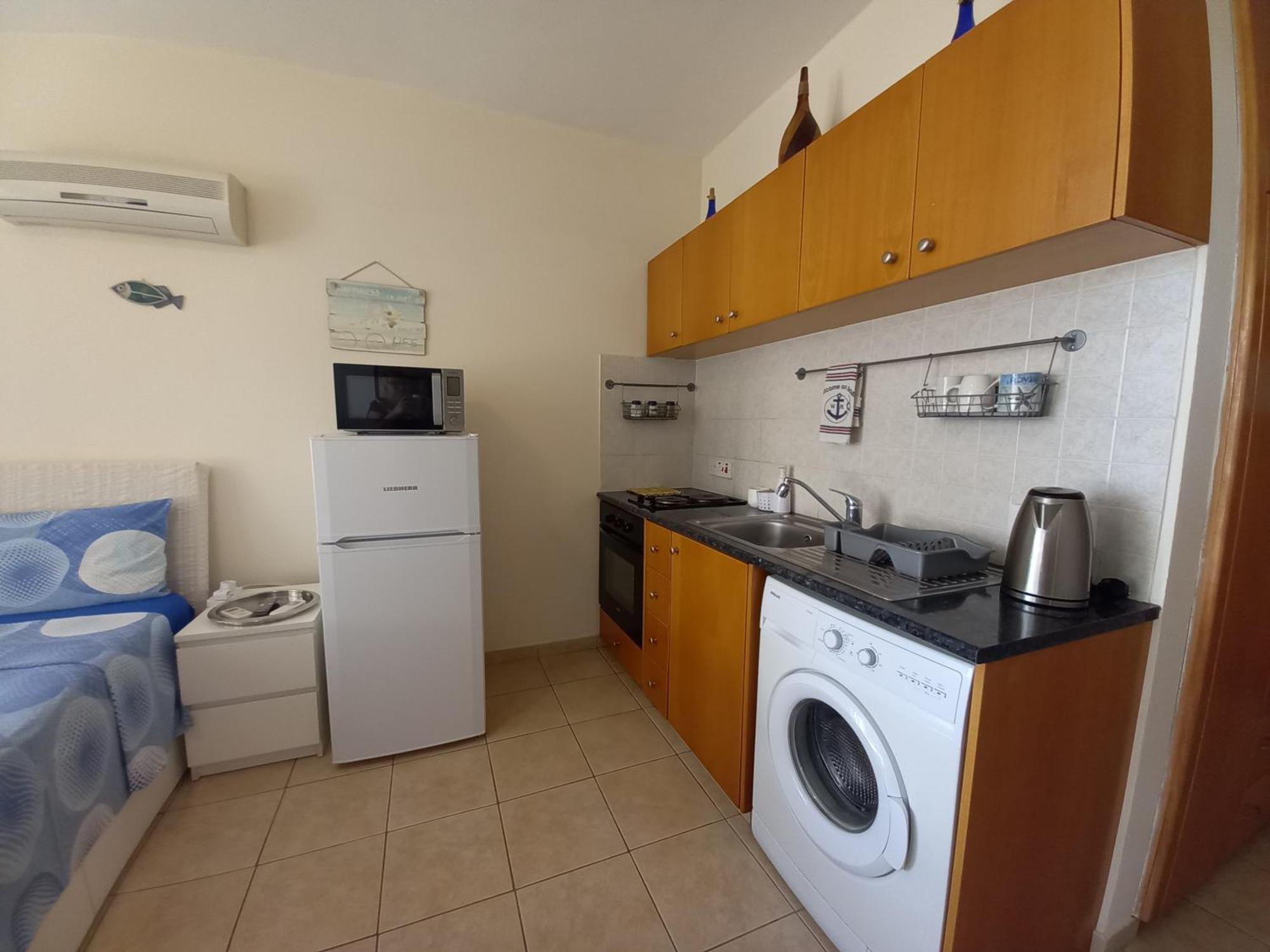 Appartement Montehugh à Larnaca Extérieur photo