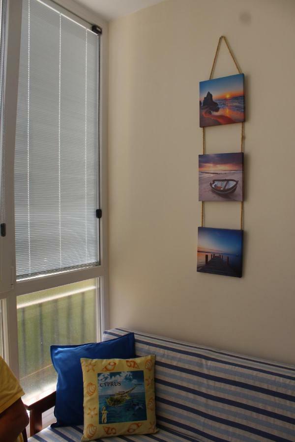 Appartement Montehugh à Larnaca Extérieur photo